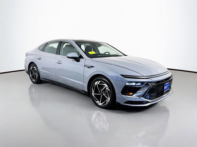 Certified 2024 Hyundai Sonata SEL w/ Convenience Package FWD image 10