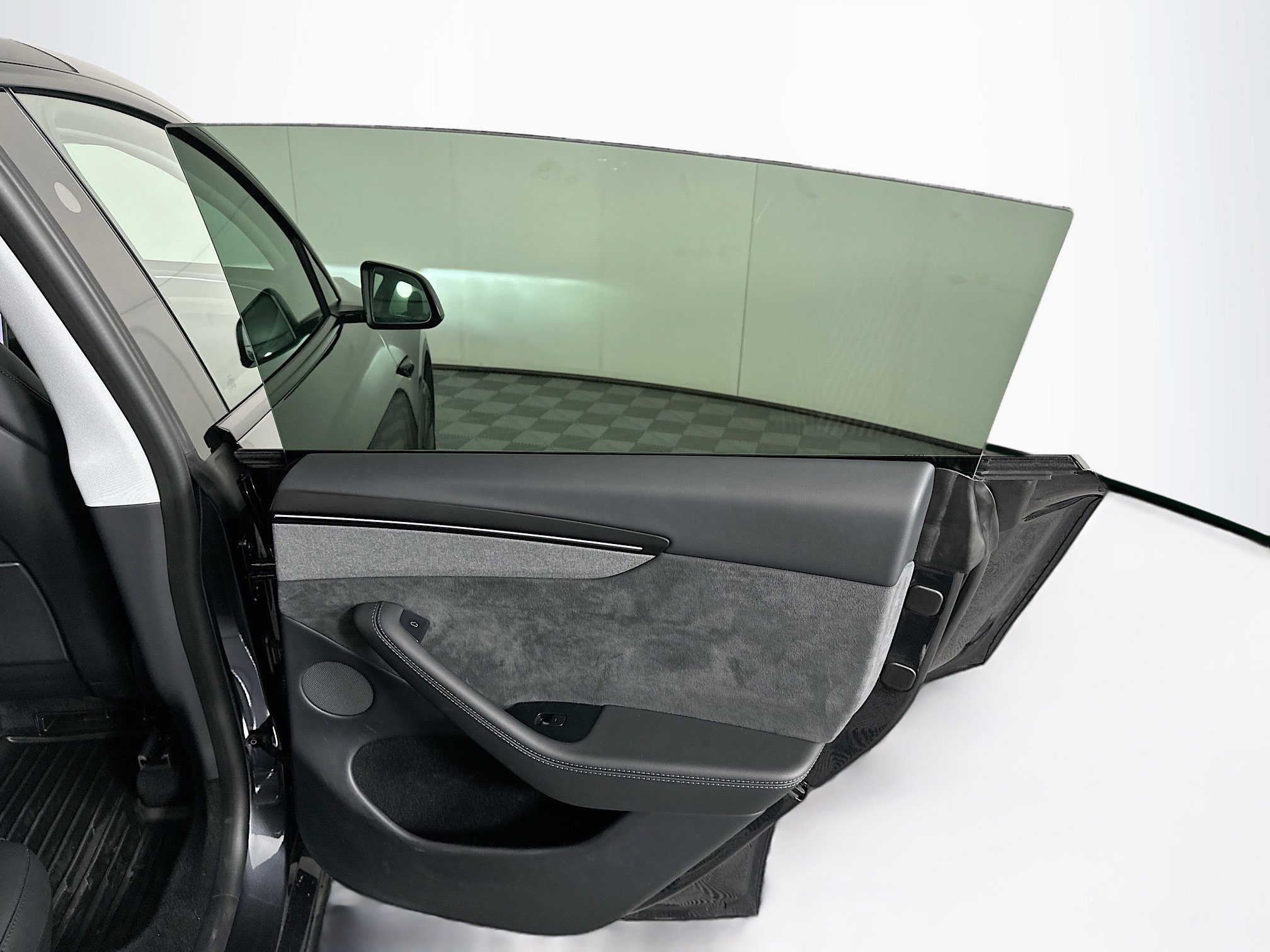 Used 2026 Tesla Model Y 2WD image 28