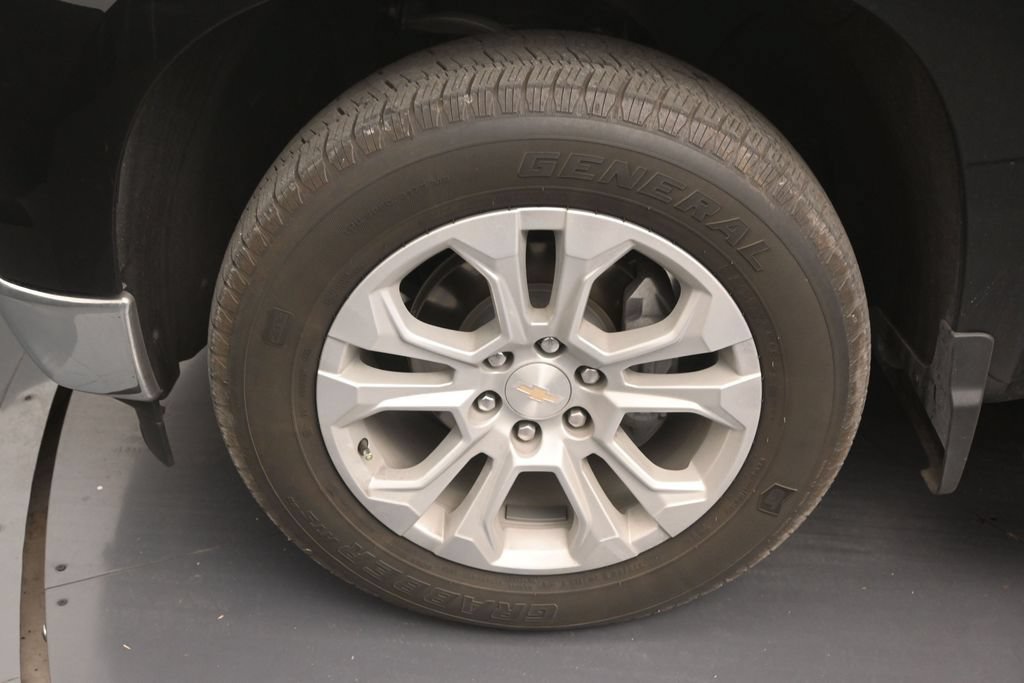 Used 2024 Chevrolet Silverado 1500 LTZ RWD image 9