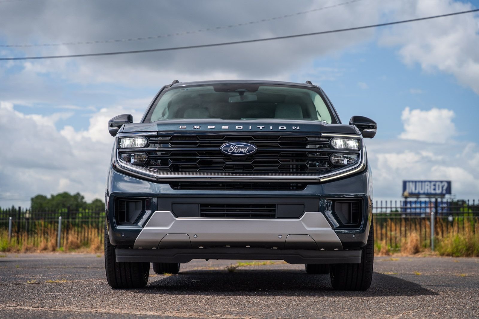 New 2026 Ford Expedition Max Platinum w/ Platinum Ultimate Package AWD/4WD image 2