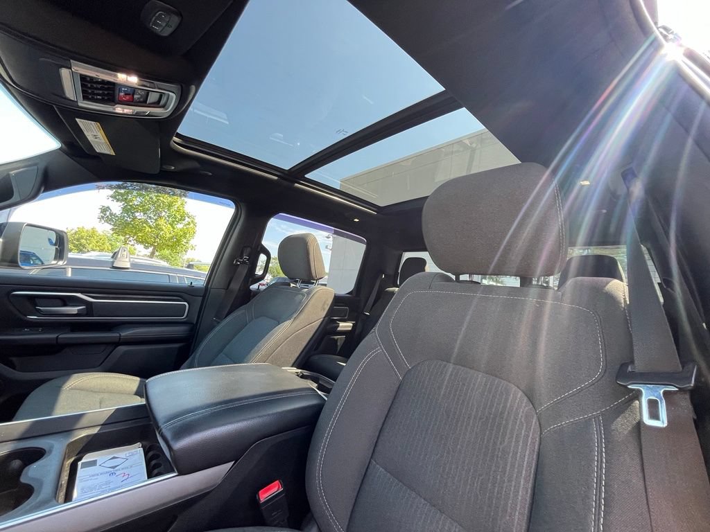 Used 2021 RAM 1500 Big Horn AWD/4WD image 17