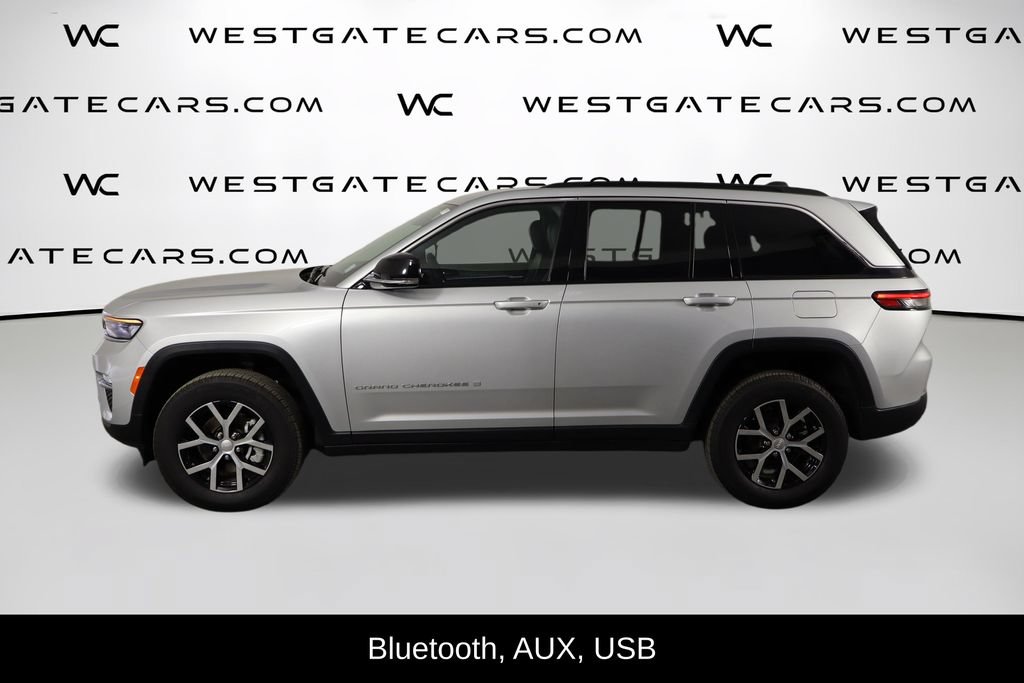 Used 2025 Jeep Grand Cherokee Limited w/ Trailer Tow Package AWD/4WD image 5