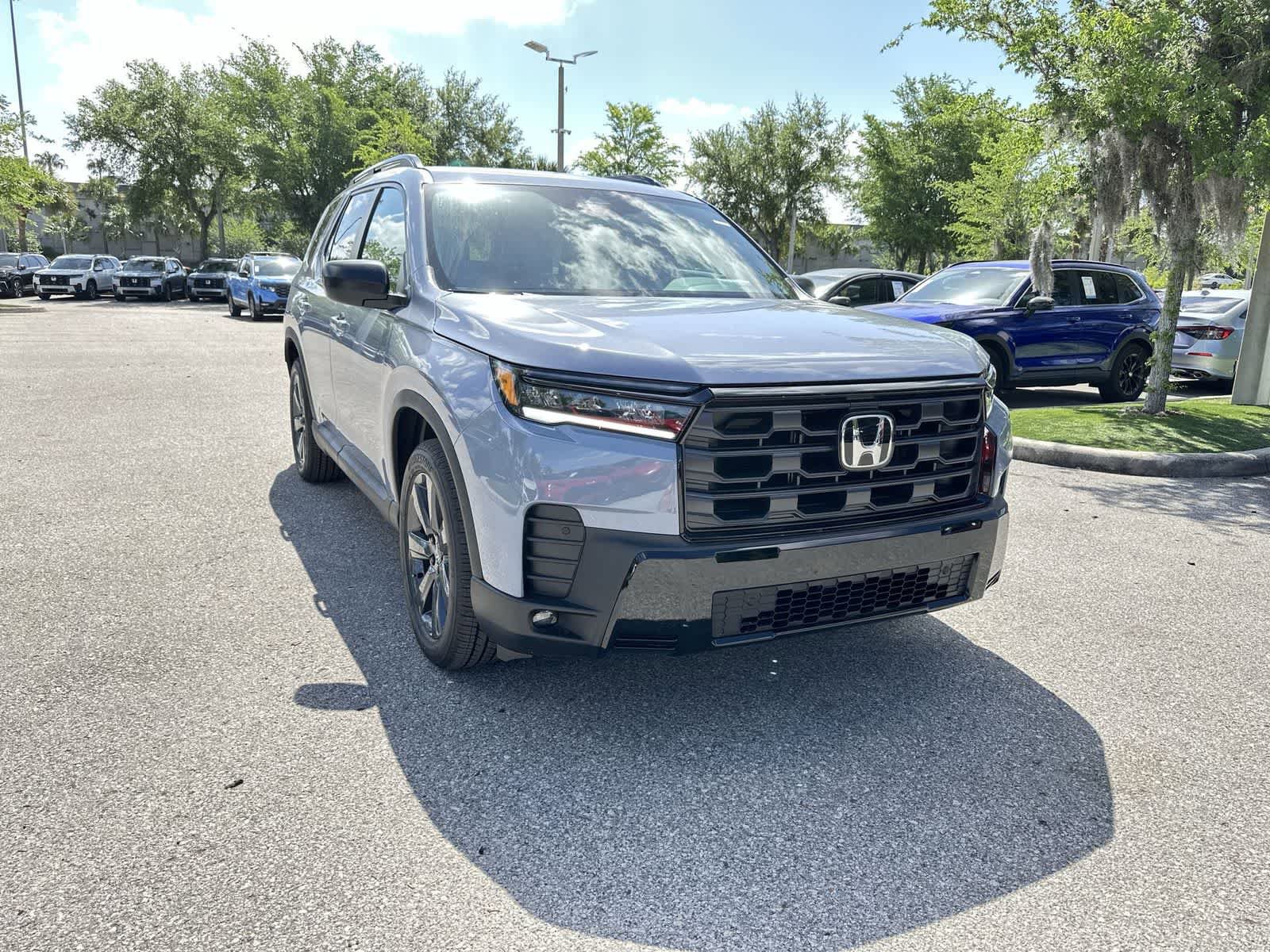 New 2026 Honda Pilot Sport image 8