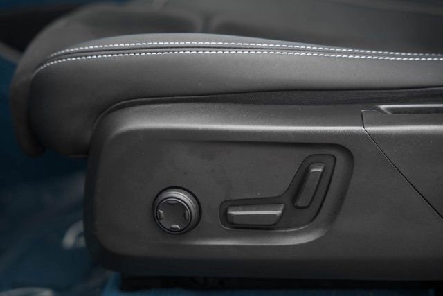 Used 2022 Volvo C40 P8 Recharge Ultimate image 35