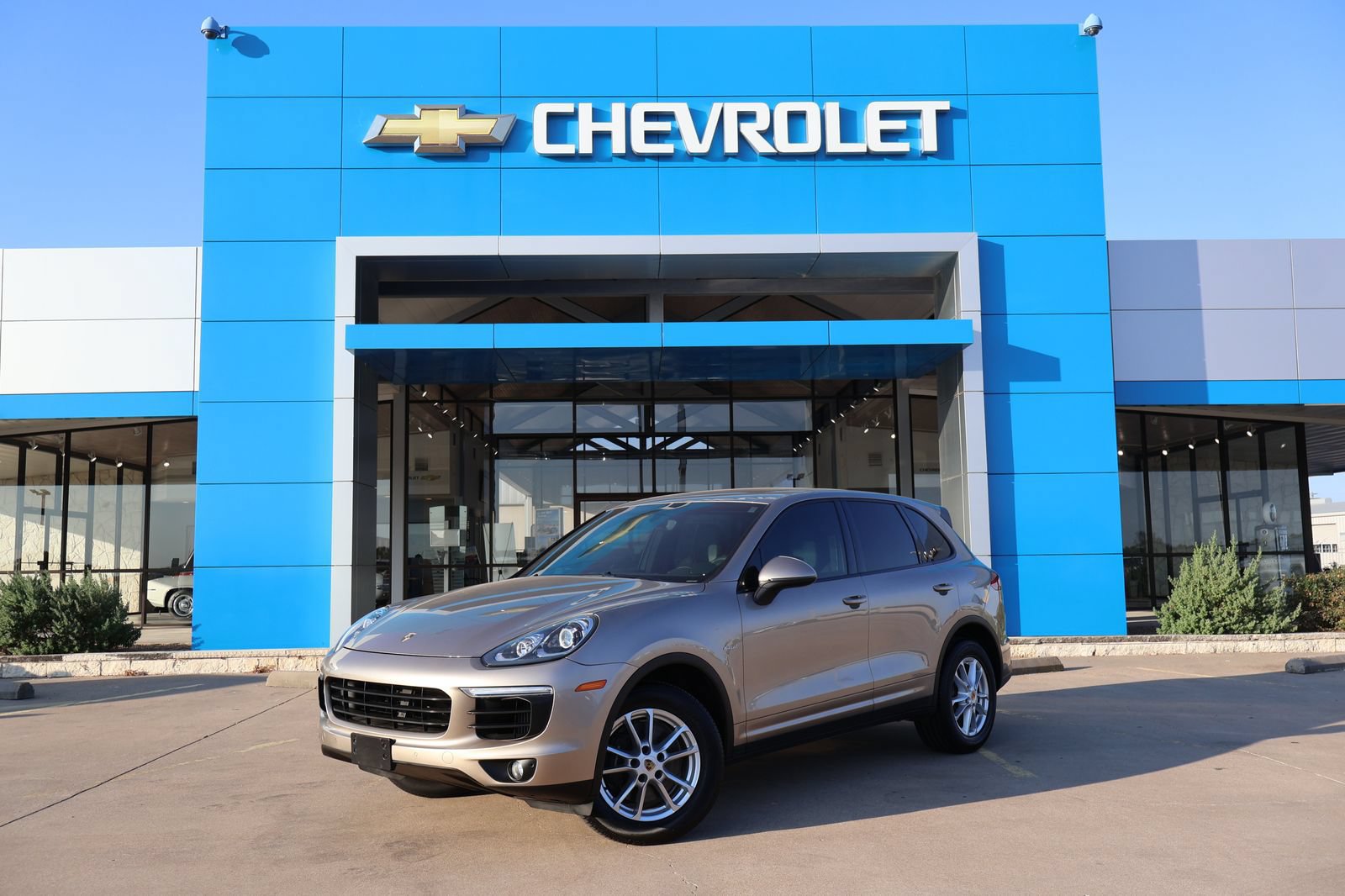 Used 2015 Porsche Cayenne Diesel AWD/4WD image 1