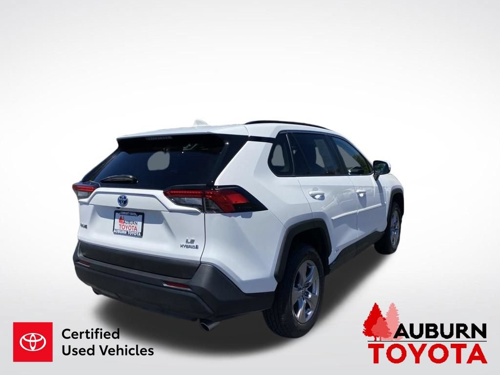 Certified 2024 Toyota RAV4 LE AWD/4WD image 8