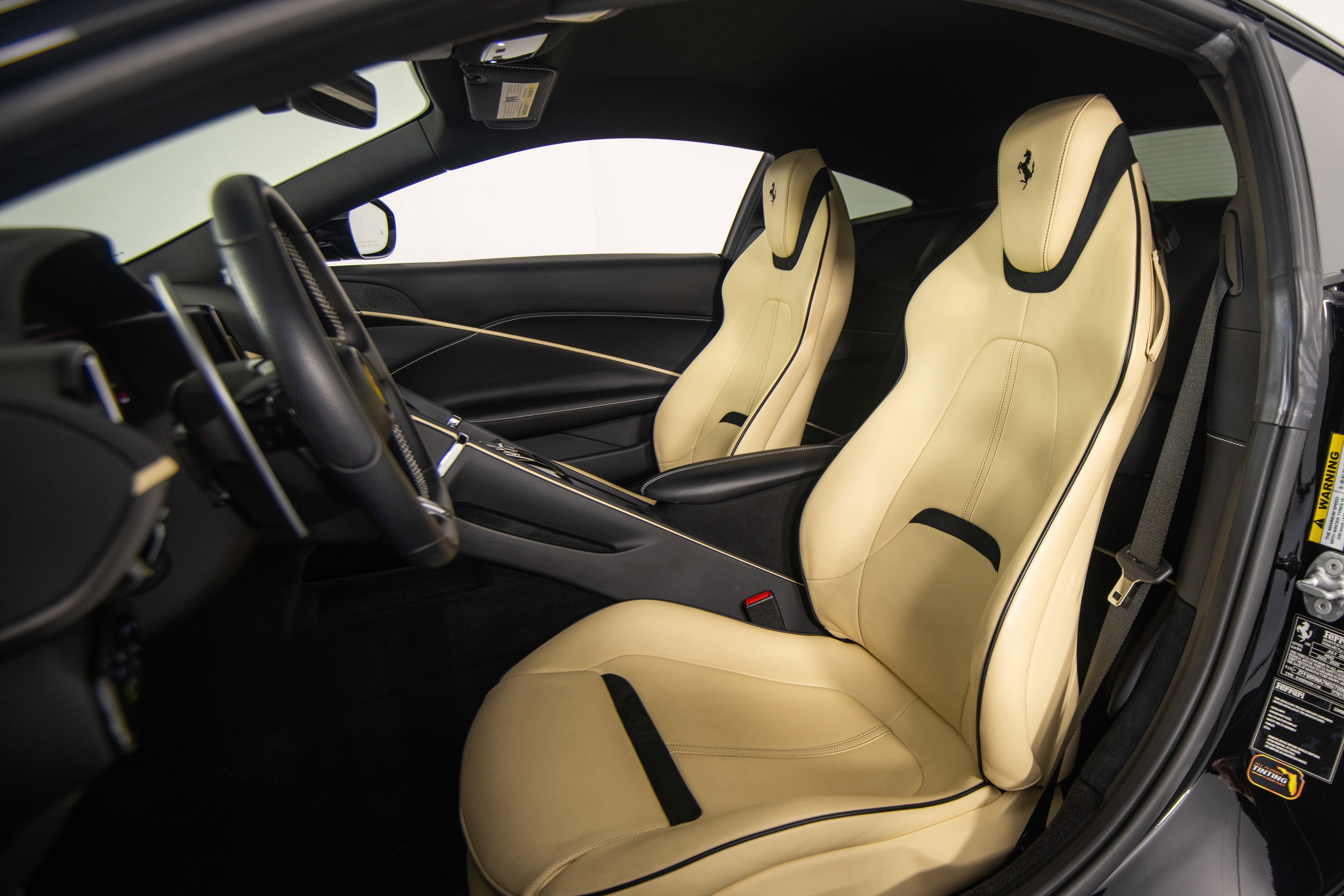 Certified 2022 Ferrari Roma RWD image 12