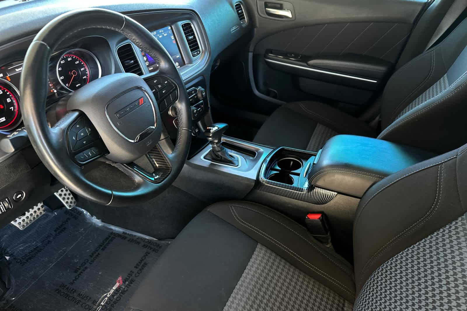 Used 2023 Dodge Charger SXT w/ Blacktop Special Edition AWD/4WD image 11