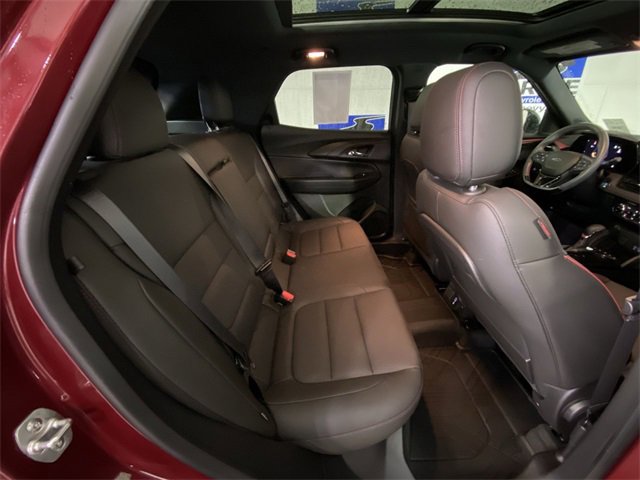Certified 2025 Chevrolet TrailBlazer RS w/ Convenience Package image 32