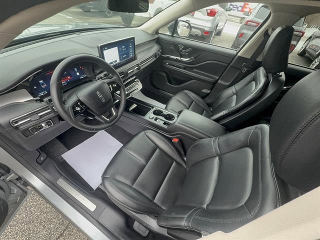 Used 2023 Lincoln Corsair AWD image 14