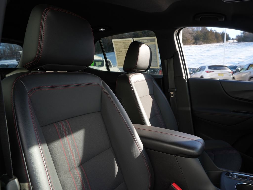 Certified 2024 Chevrolet Equinox RS image 31