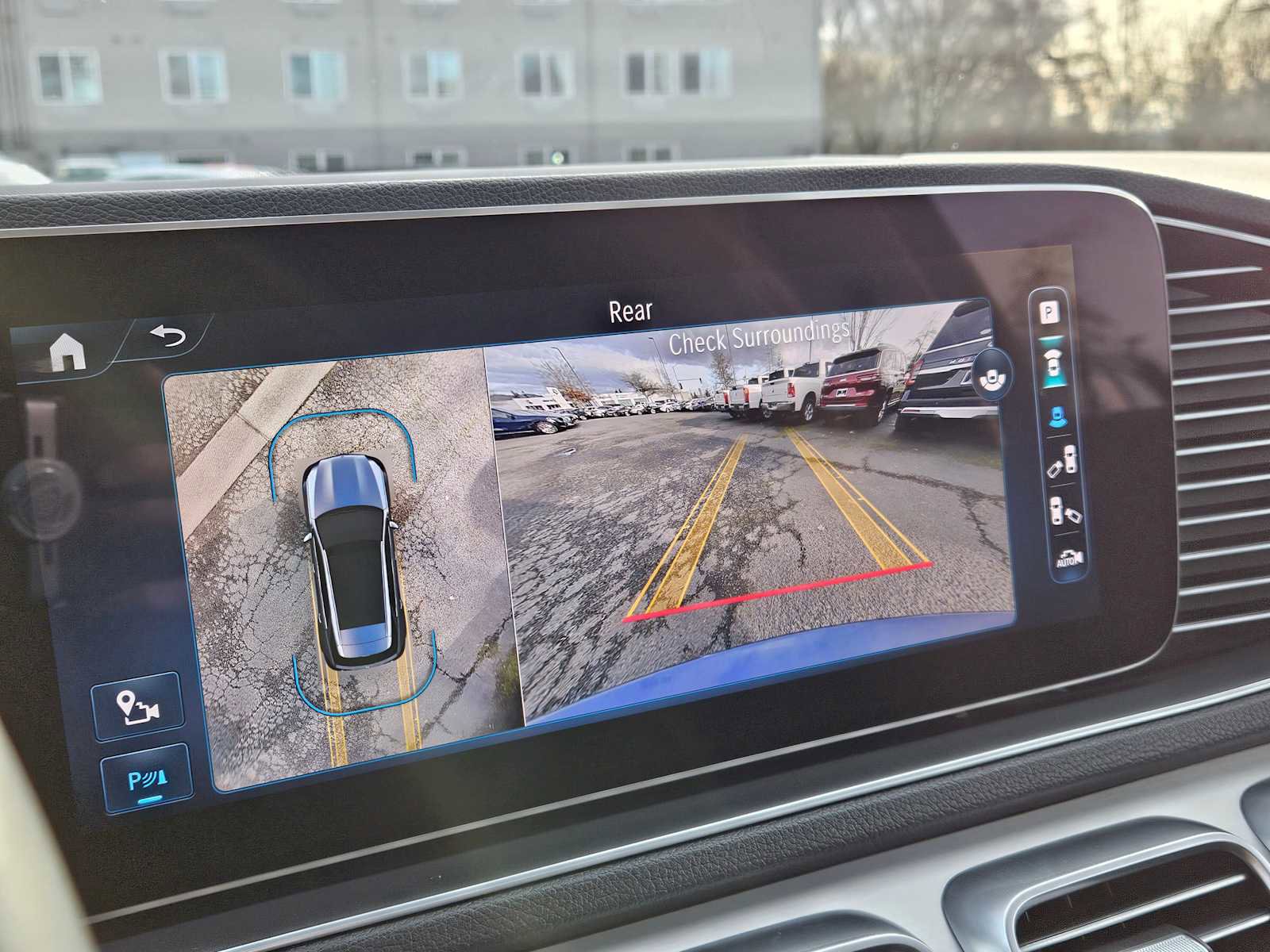 Used 2024 Mercedes-Benz GLE 450e 4MATIC image 28