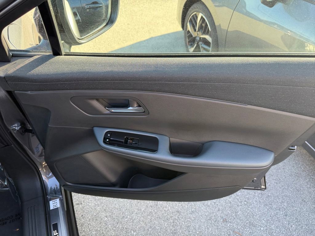 New 2026 Nissan Leaf image 27