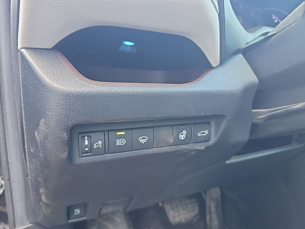 Used 2020 Toyota RAV4 Limited w/ Limited Grade Weather Package image 18