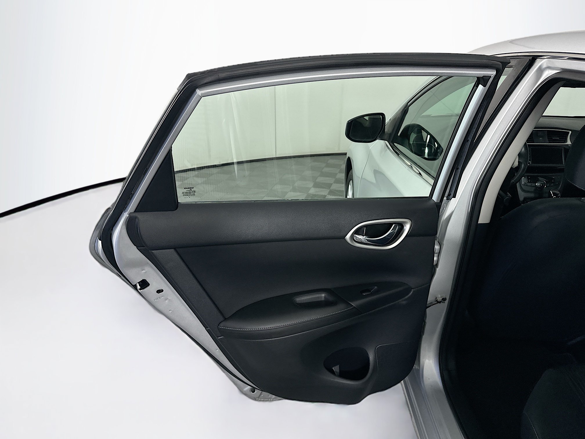 Used 2019 Nissan Sentra SV FWD image 24