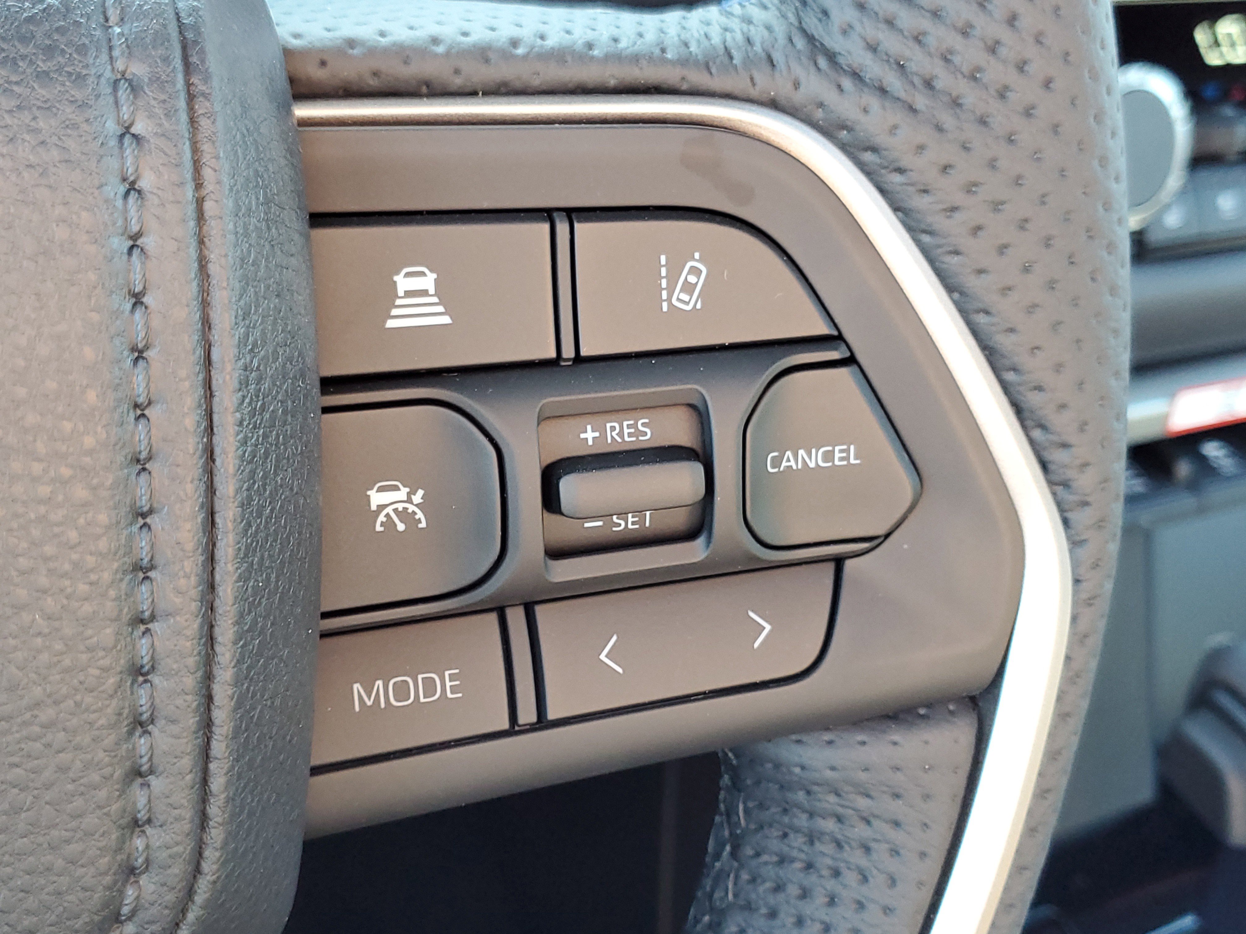 New 2026 Toyota Tundra Platinum w/ TRD Off-Road Package image 29