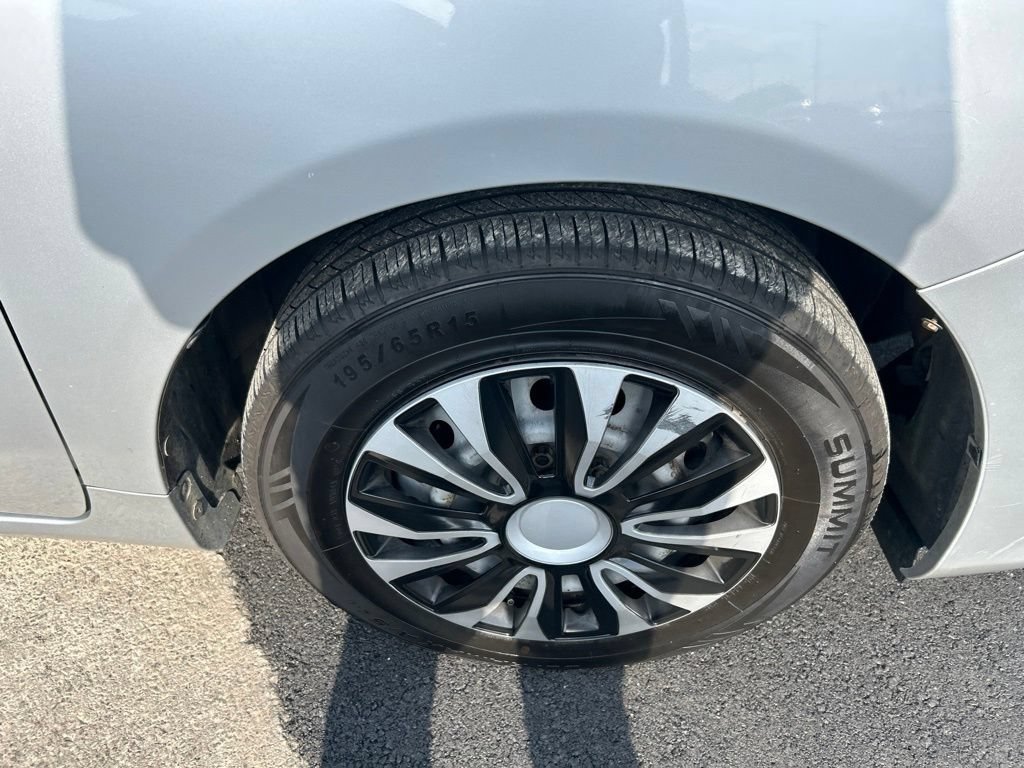 Used 2013 Toyota Corolla L FWD image 13