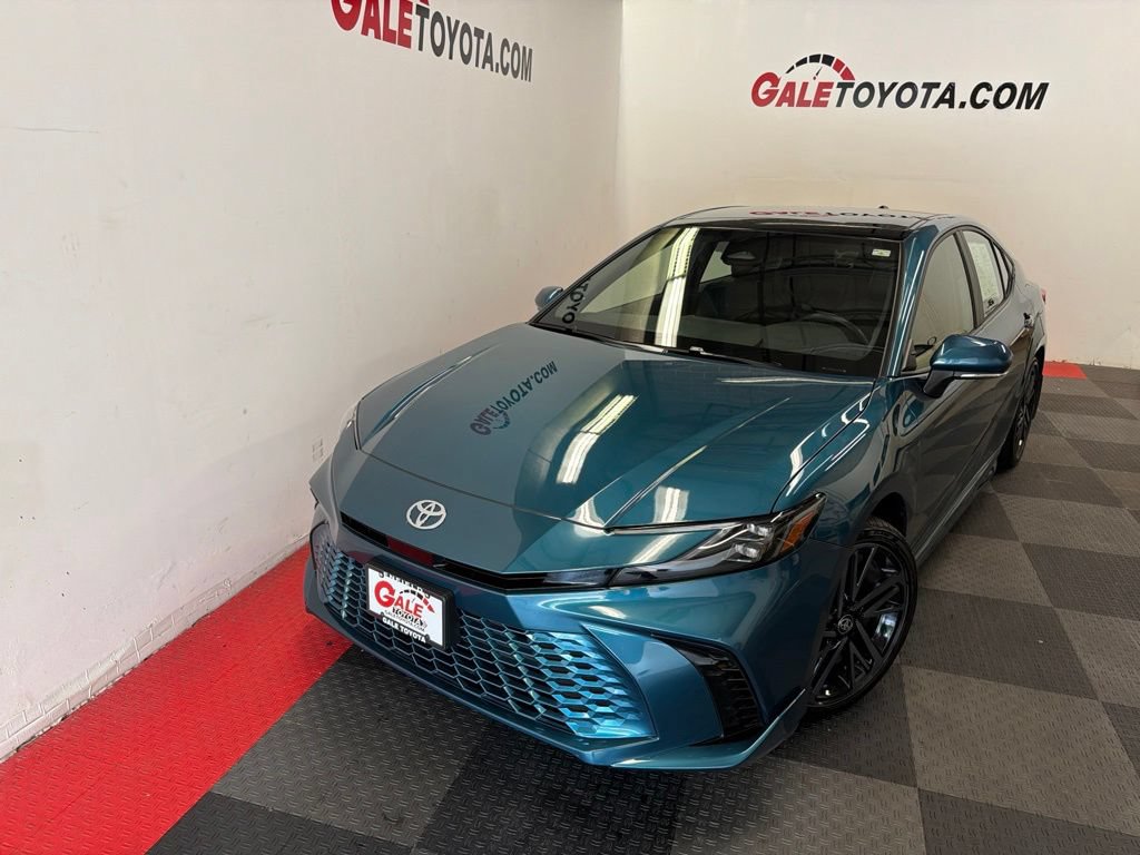 Used 2025 Toyota Camry XSE w/ Premium Package AWD/4WD image 3