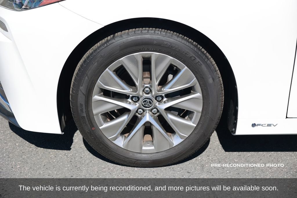 Used 2024 Toyota Mirai w/ Advanced Technology Package image 12