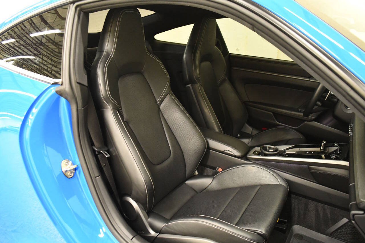 Used 2022 Porsche 911 Carrera image 10
