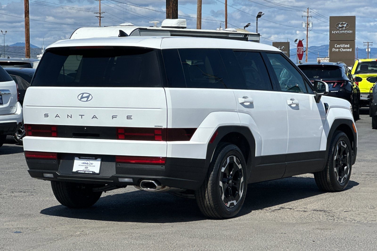 New 2025 Hyundai Santa Fe SE image 4