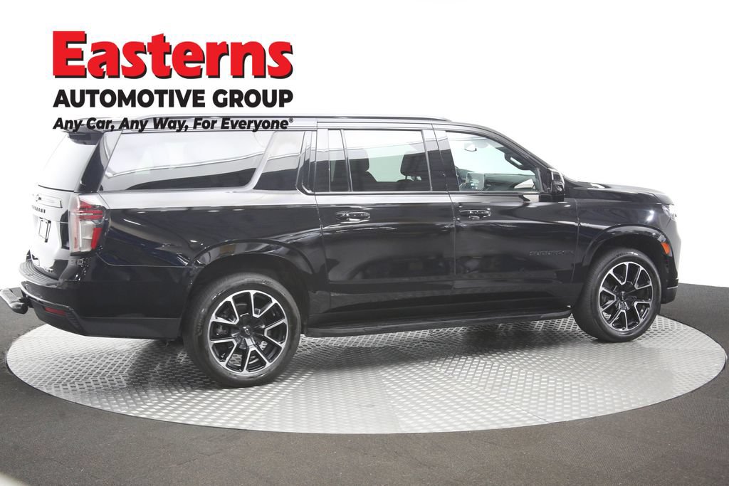 Used 2022 Chevrolet Suburban RST w/ Luxury Package AWD/4WD image 46