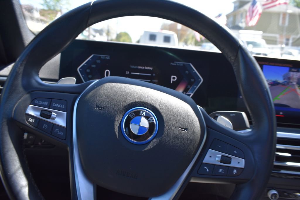 Used 2024 BMW 330e RWD image 14