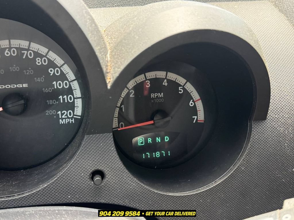 Used 2011 Dodge Nitro Heat w/ Popular Equipment Group RWD image 18
