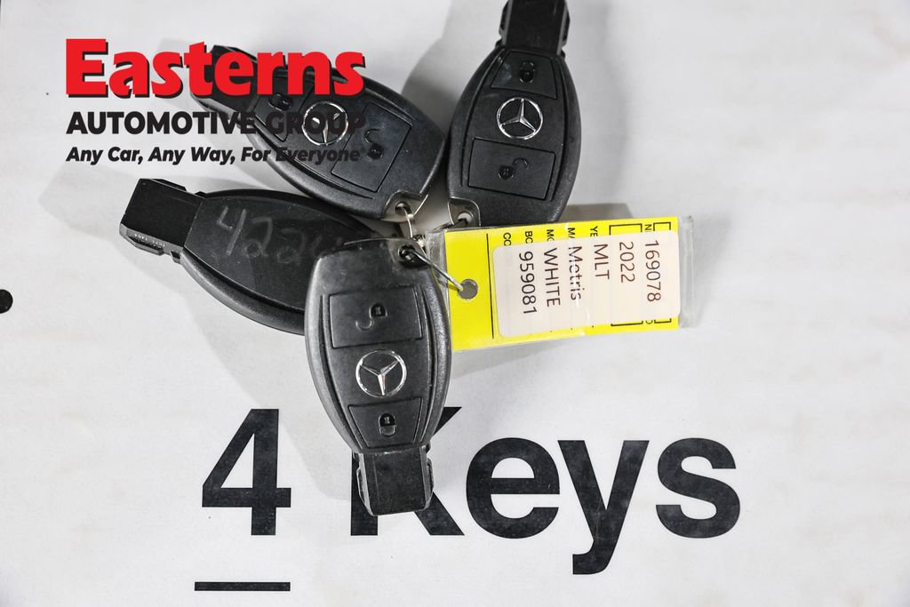 Used 2022 Mercedes-Benz Metris image 21