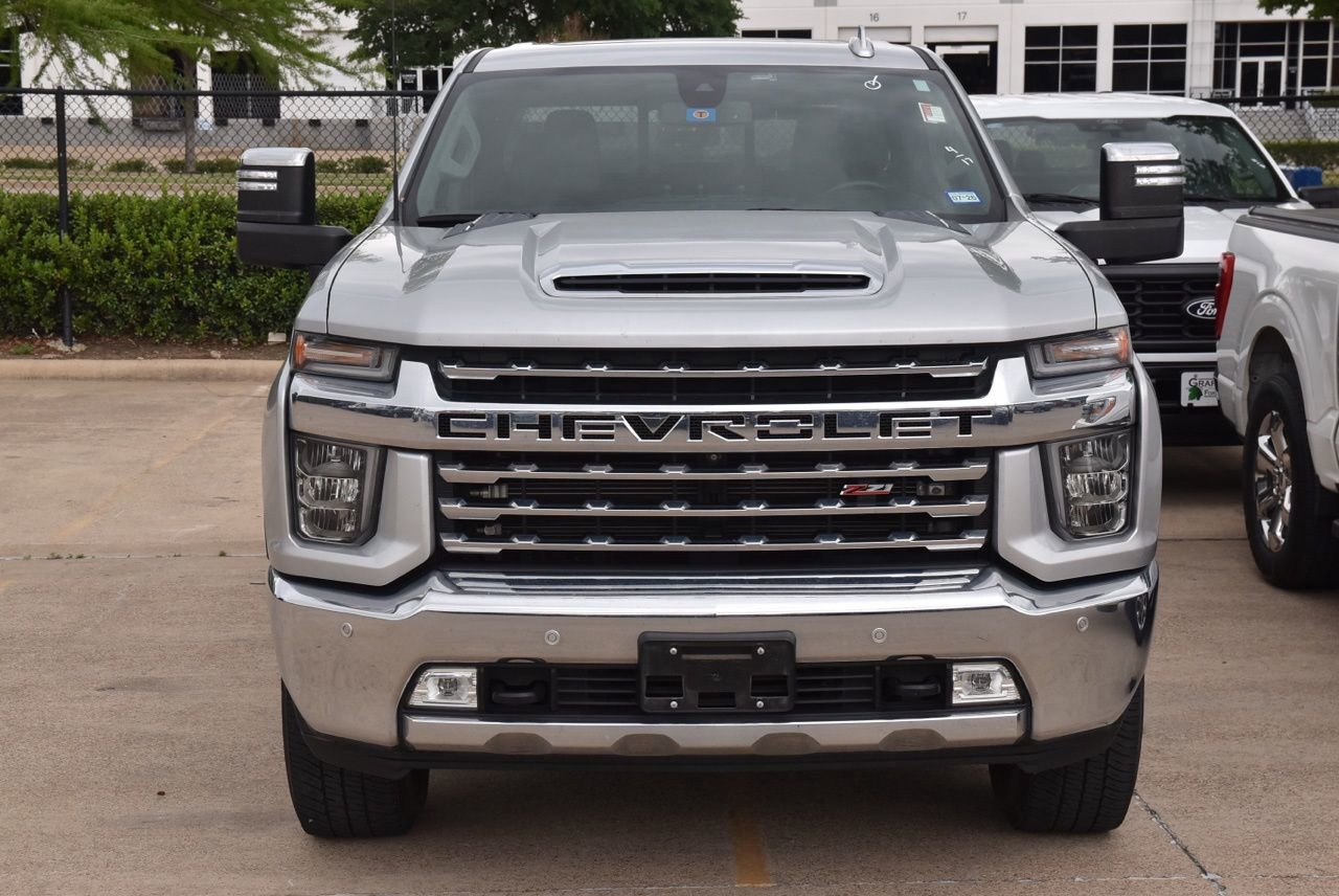 Used 2022 Chevrolet Silverado 2500 LTZ w/ LTZ Texas Edition AWD/4WD image 3
