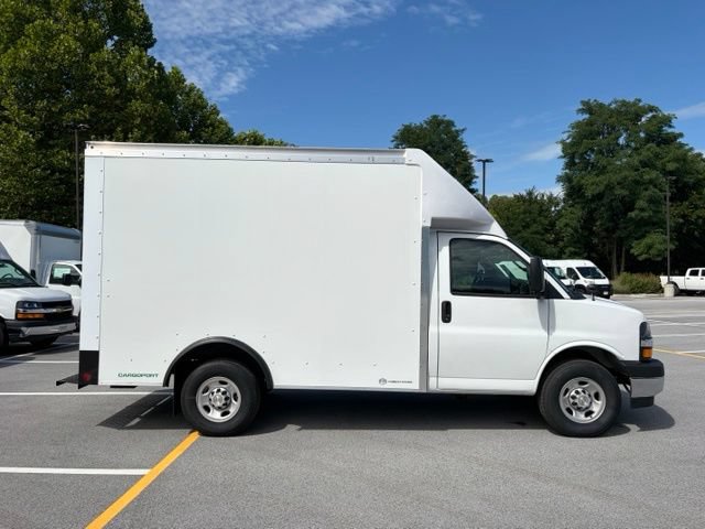 New 2026 Chevrolet Express 3500 w/ Power Convenience Package RWD image 8