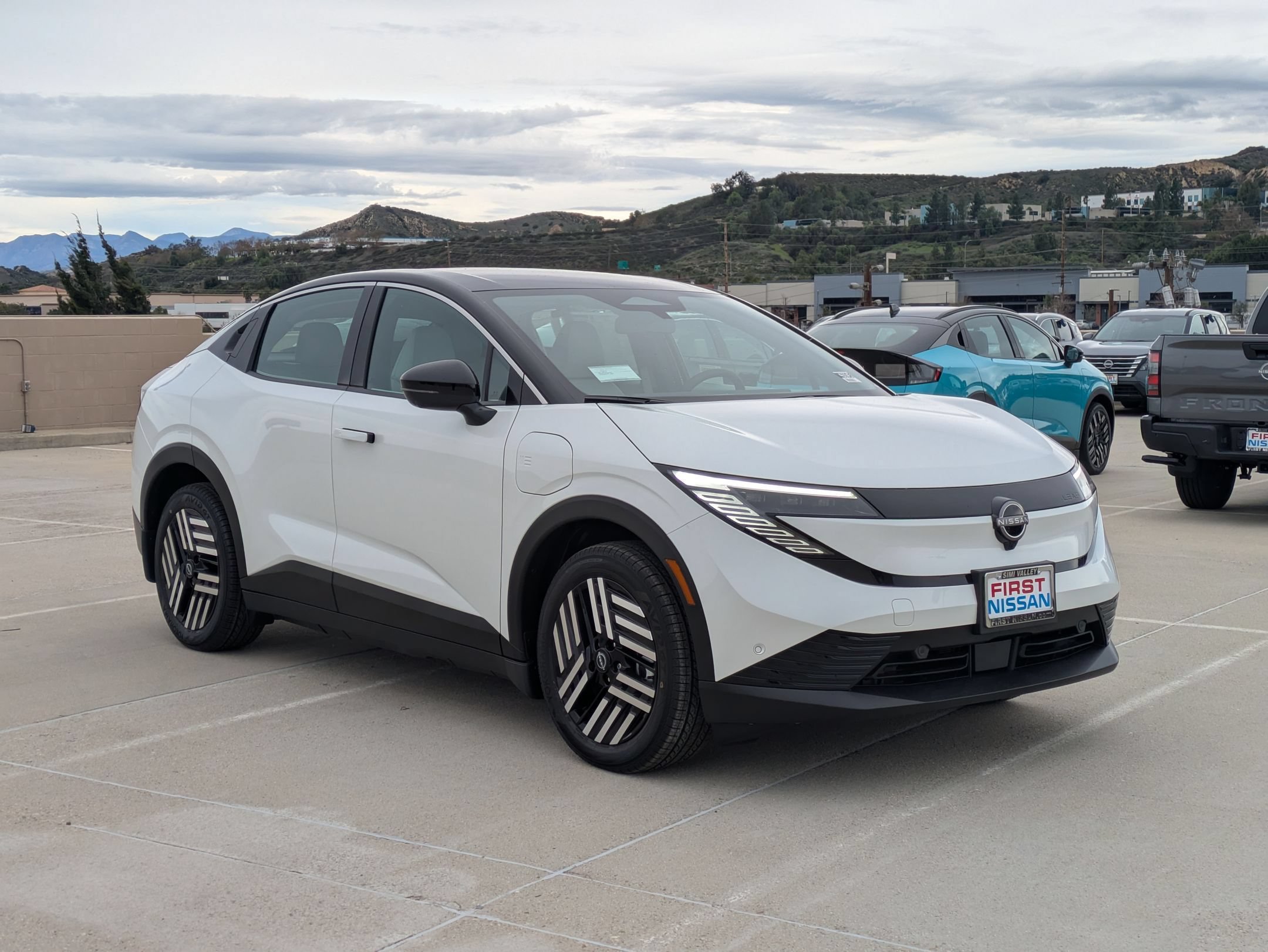 New 2026 Nissan Leaf SV+ image 3