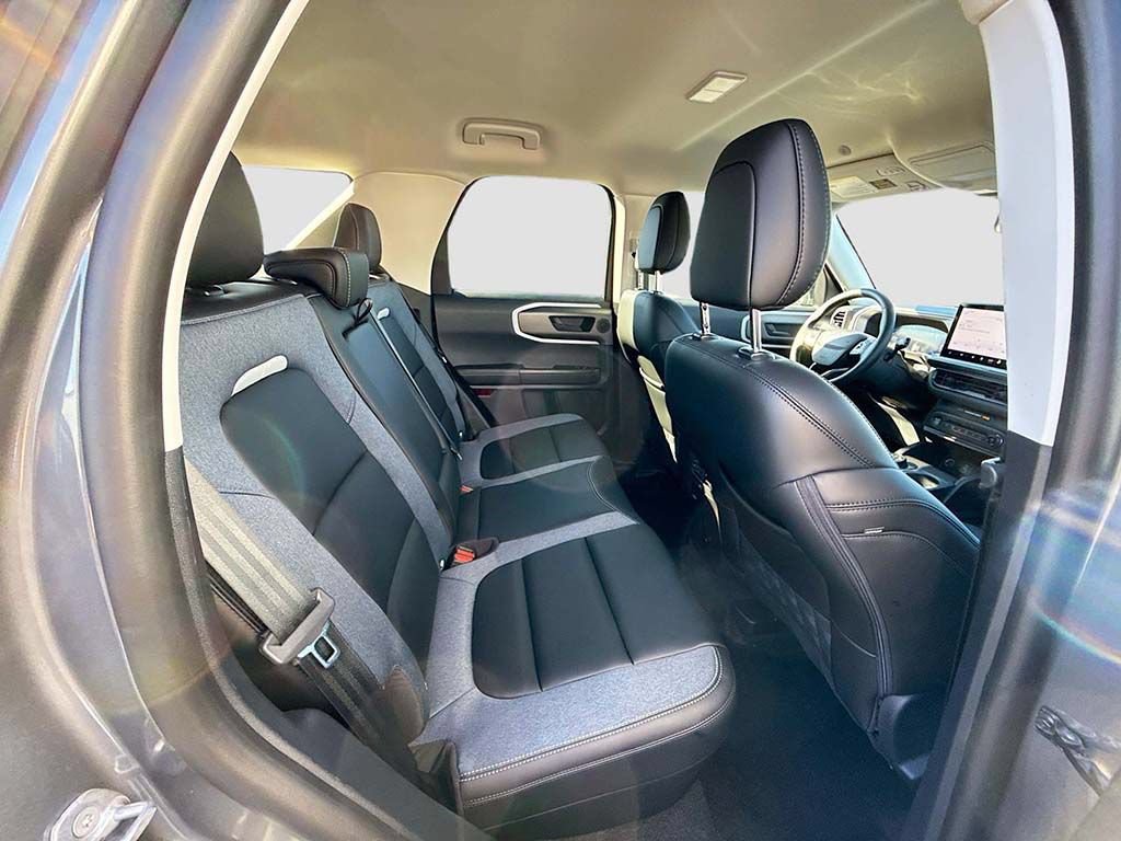 New 2025 Ford Bronco Sport Outer Banks w/ Outer Banks Tech Package+ AWD/4WD image 26