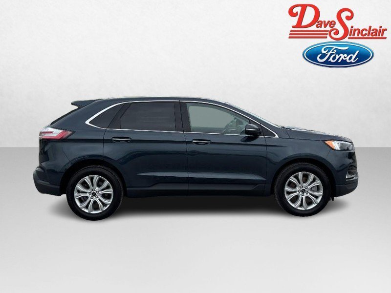 Used 2024 Ford Edge Titanium AWD/4WD image 5