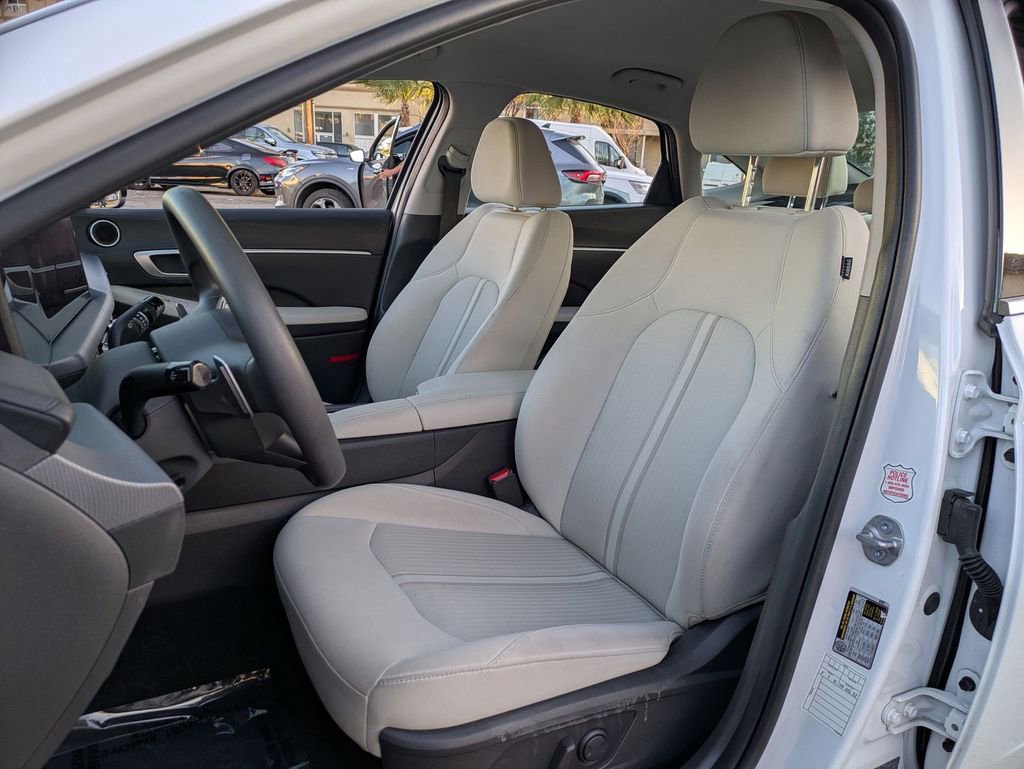 Used 2025 Hyundai Sonata SEL image 23