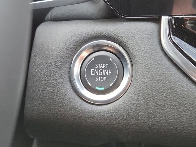 New 2026 GMC Canyon Elevation w/ Convenience Package image 15