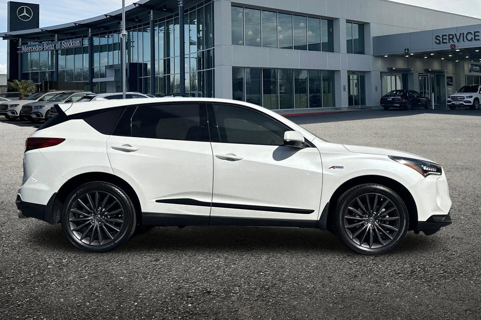 Used 2022 Acura RDX AWD image 3