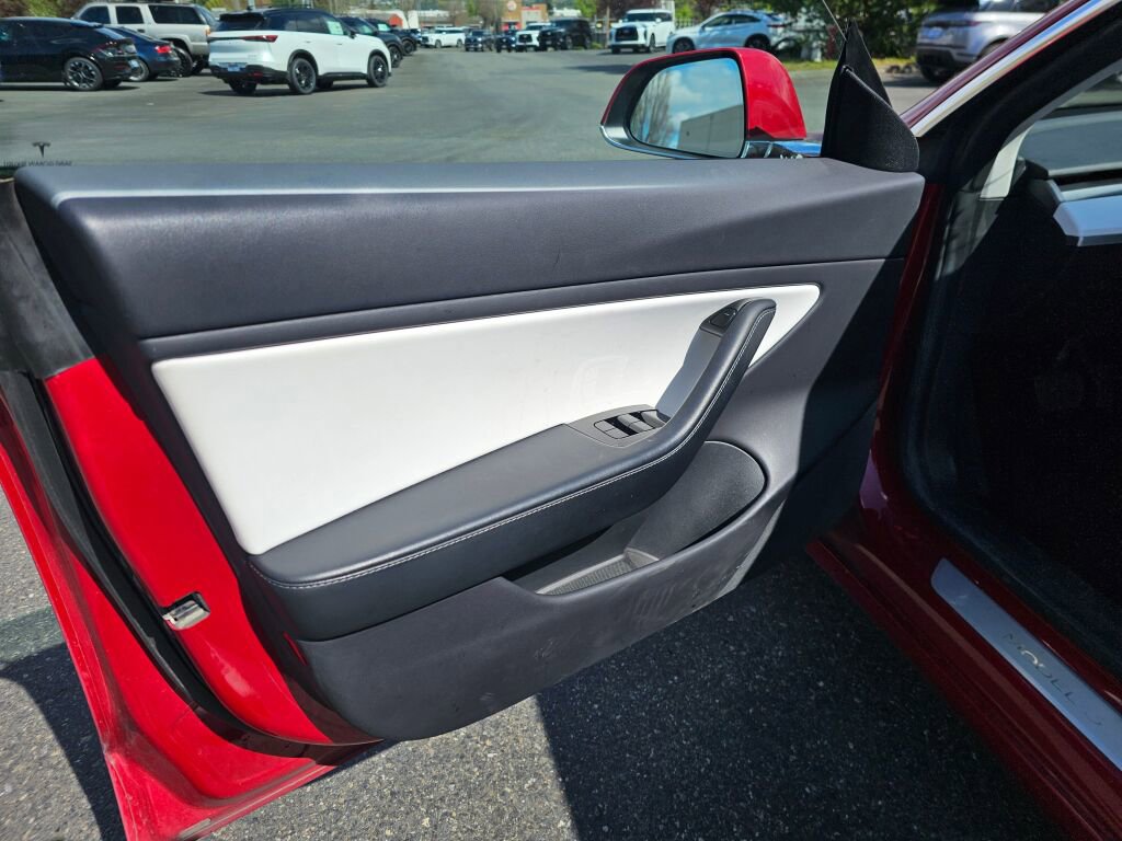 Used 2019 Tesla Model 3 Long Range image 23