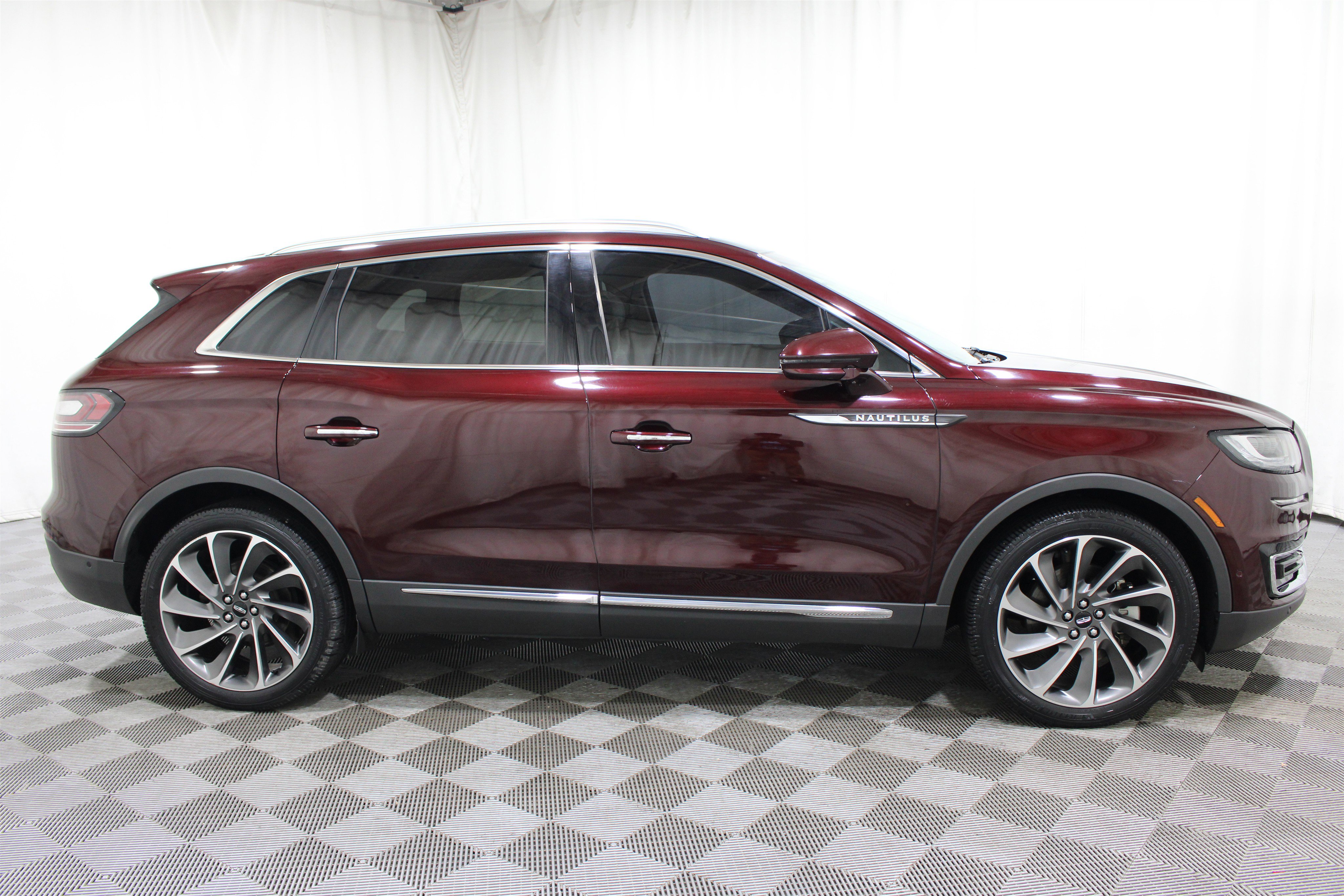 Used 2019 Lincoln Nautilus Reserve w/ Ultimate Package AWD/4WD image 32