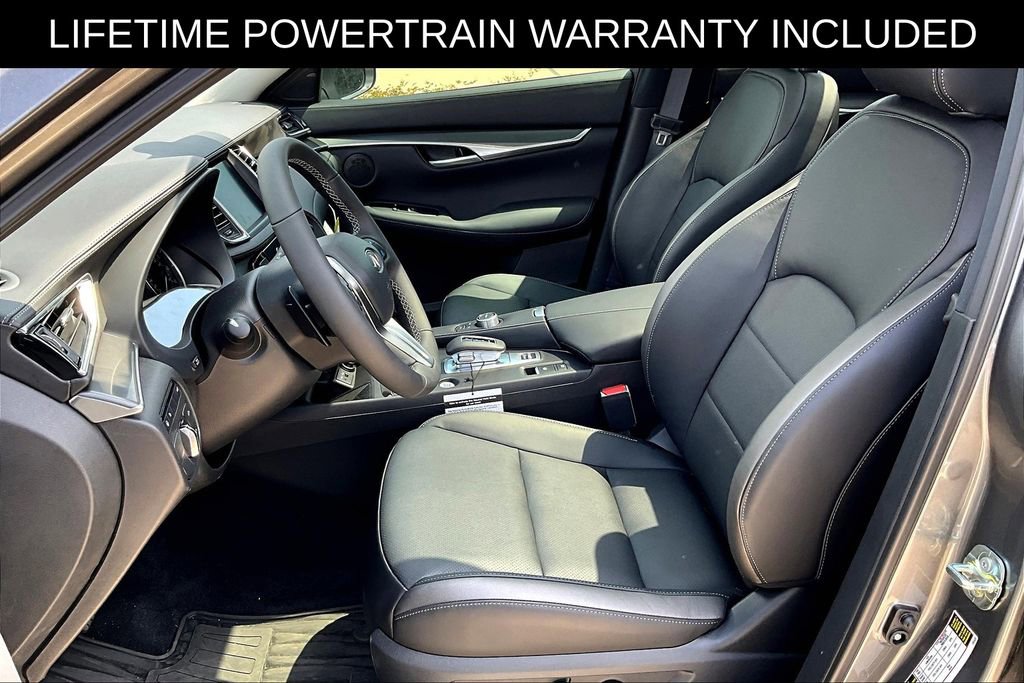 Certified 2025 INFINITI QX50 Luxe image 16