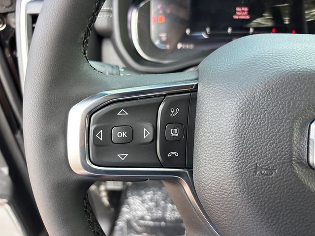 New 2026 RAM 2500 Laramie AWD/4WD image 21