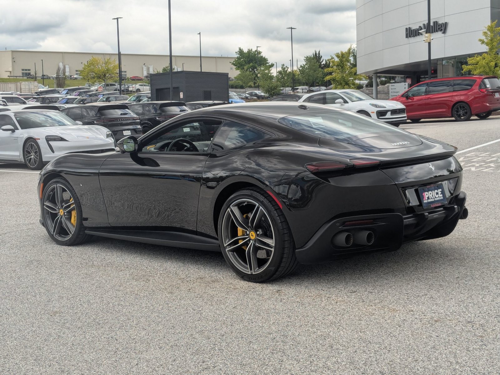 Used 2021 Ferrari Roma RWD image 3