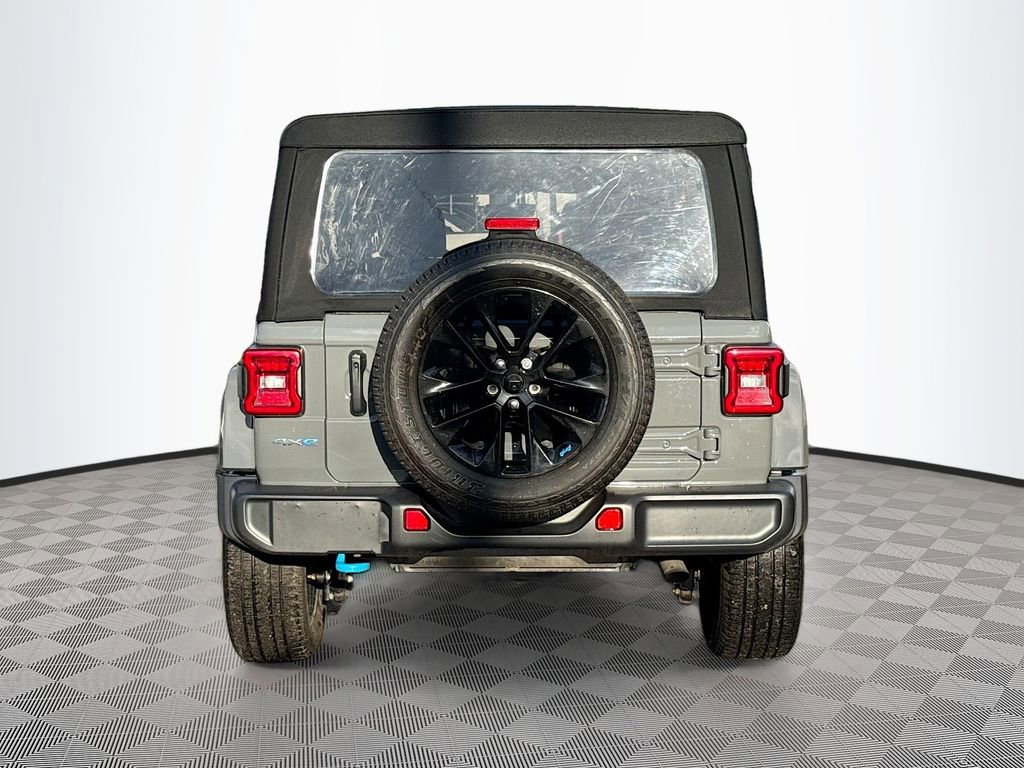 Used 2023 Jeep Wrangler Unlimited Sahara w/ Cold Weather Group image 7
