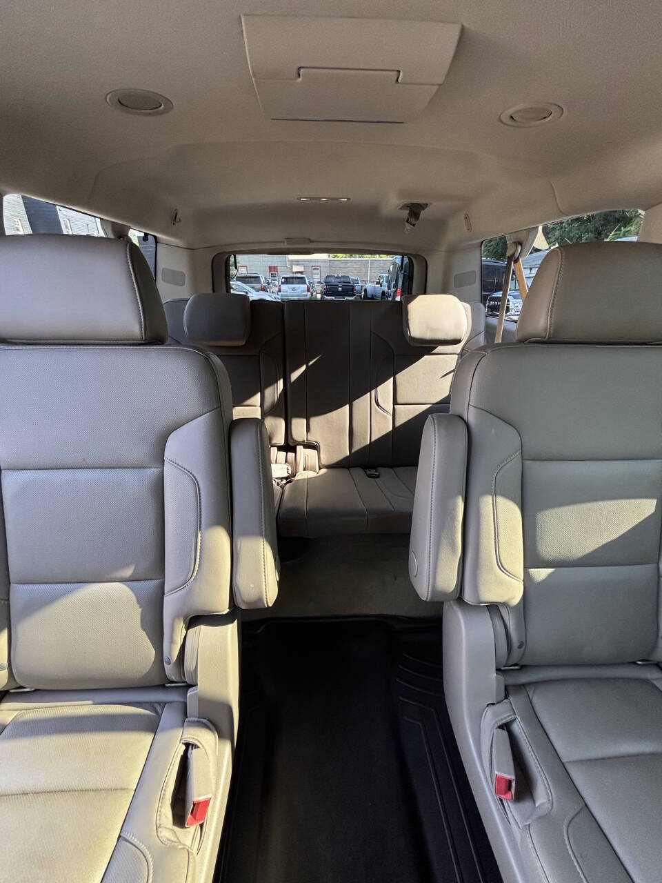 Used 2015 Chevrolet Suburban LTZ AWD/4WD image 34