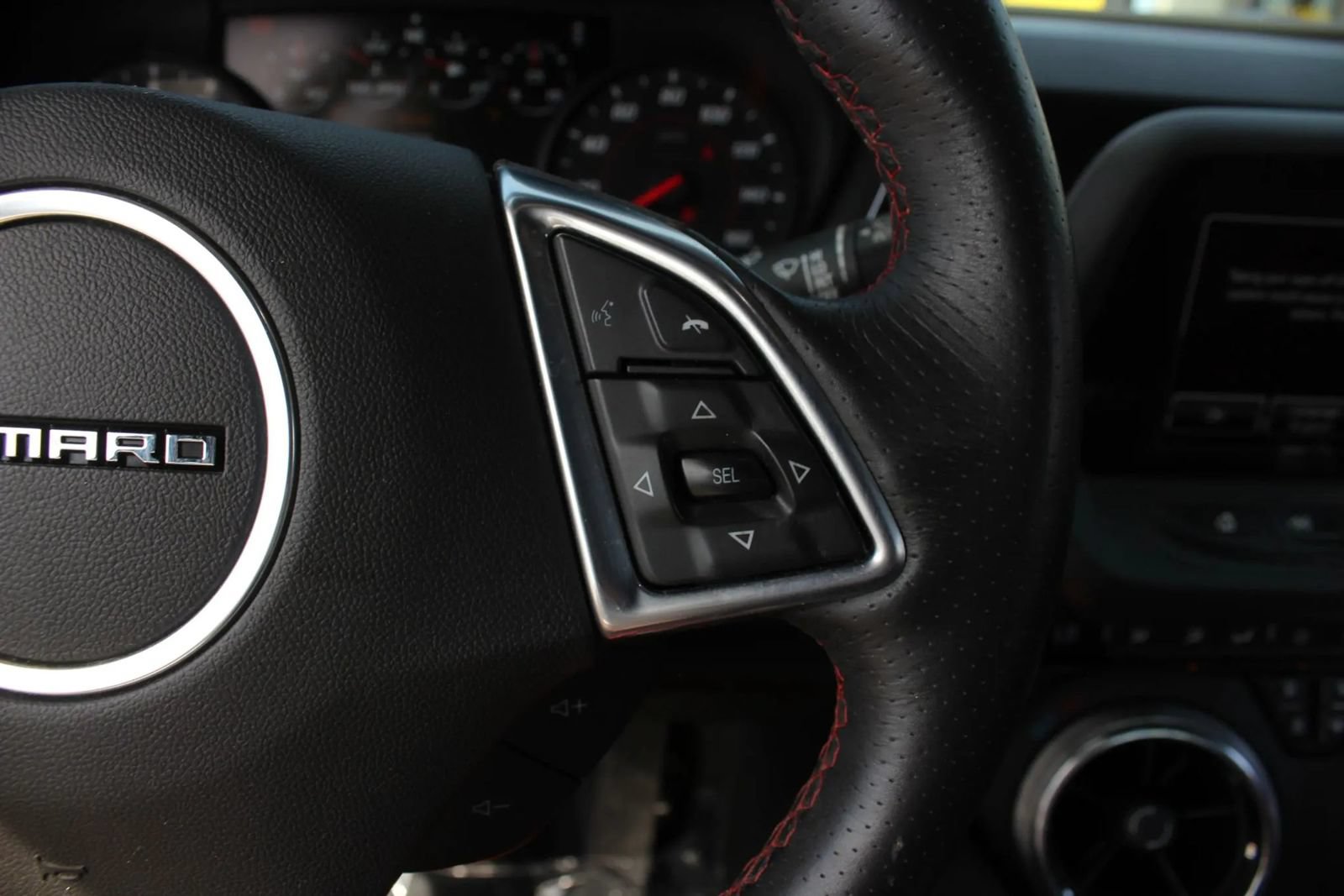 Used 2017 Chevrolet Camaro LT RWD image 20