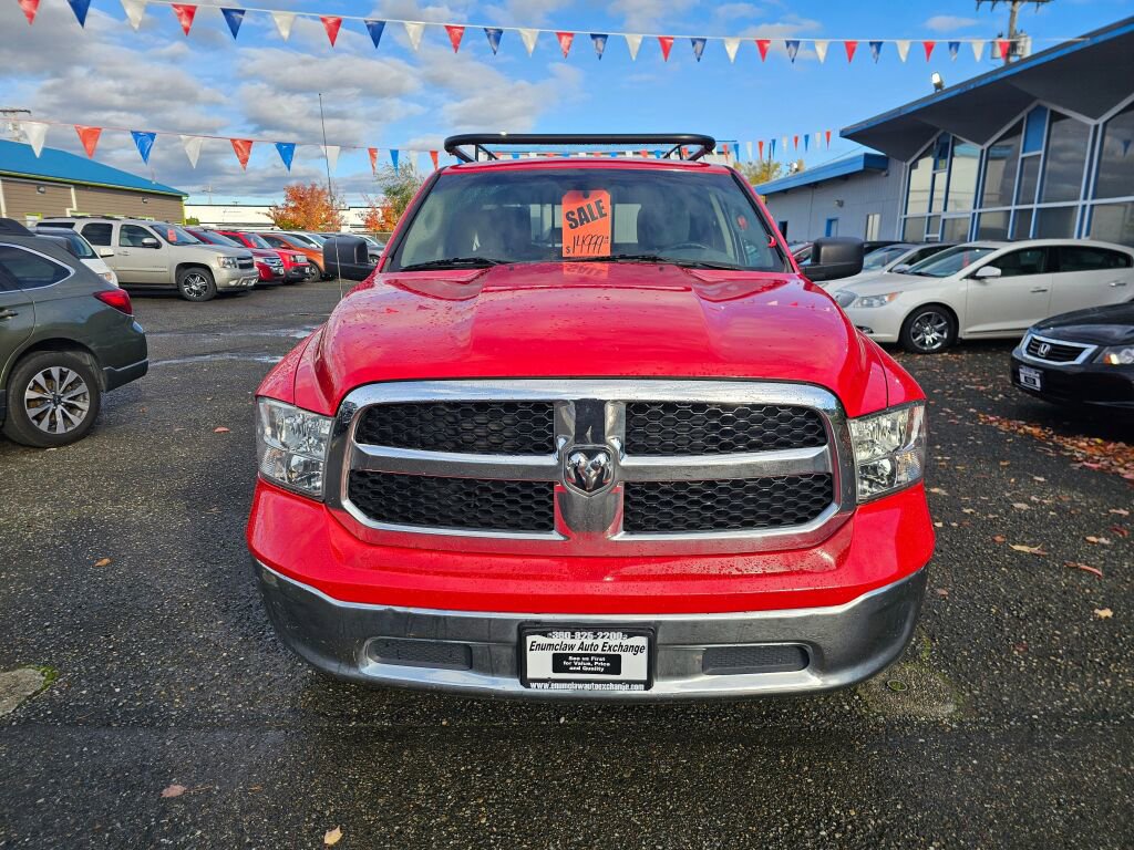 Used 2017 RAM 1500 Classic SLT image 2