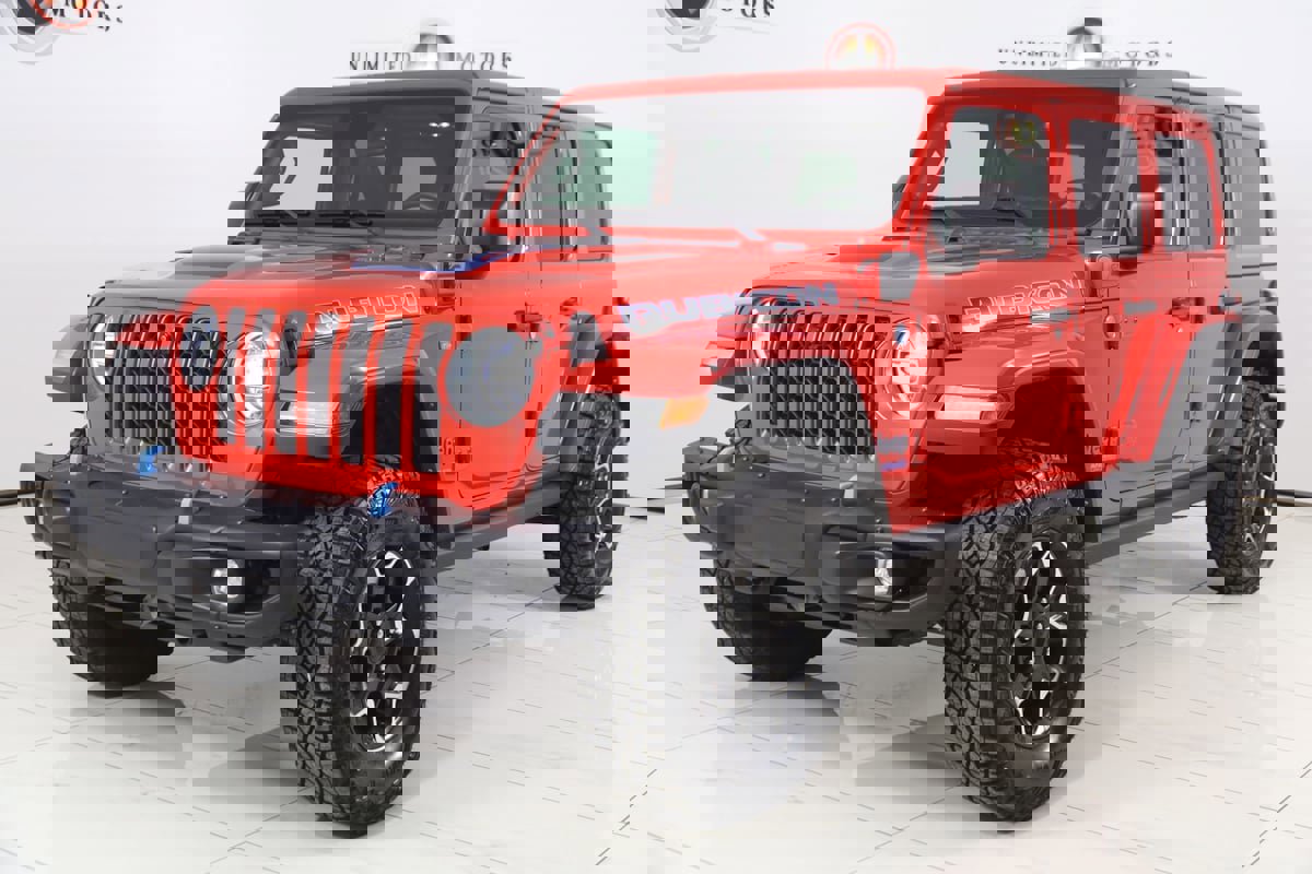 Used 2021 Jeep Wrangler Unlimited Rubicon 4xe w/ Steel Bumper Group image 5