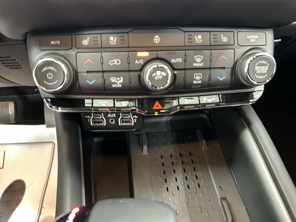 Used 2026 Dodge Durango GT AWD/4WD image 17