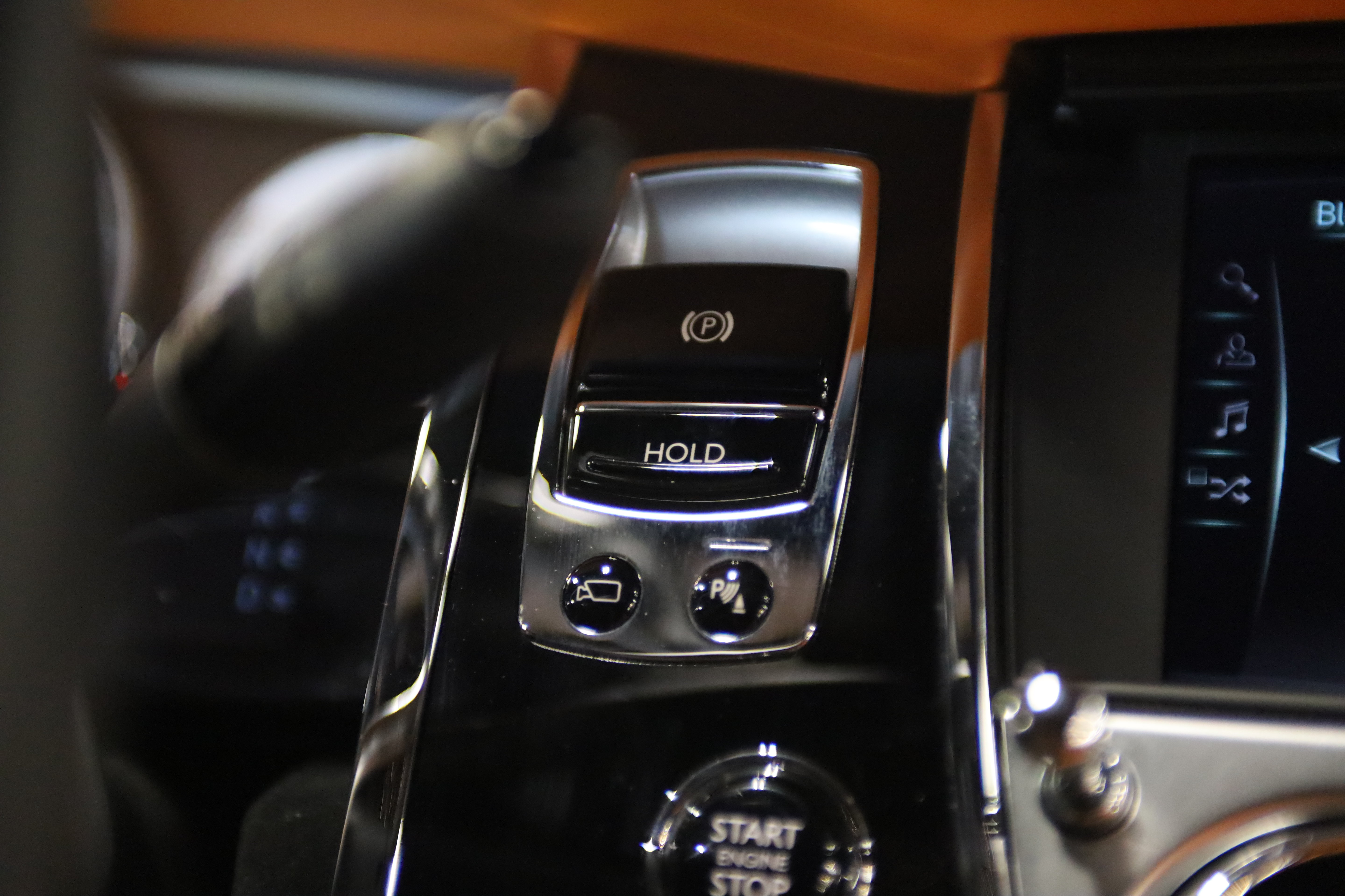 Used 2021 Rolls-Royce Wraith w/ Rolls-Royce Signature Package RWD image 30