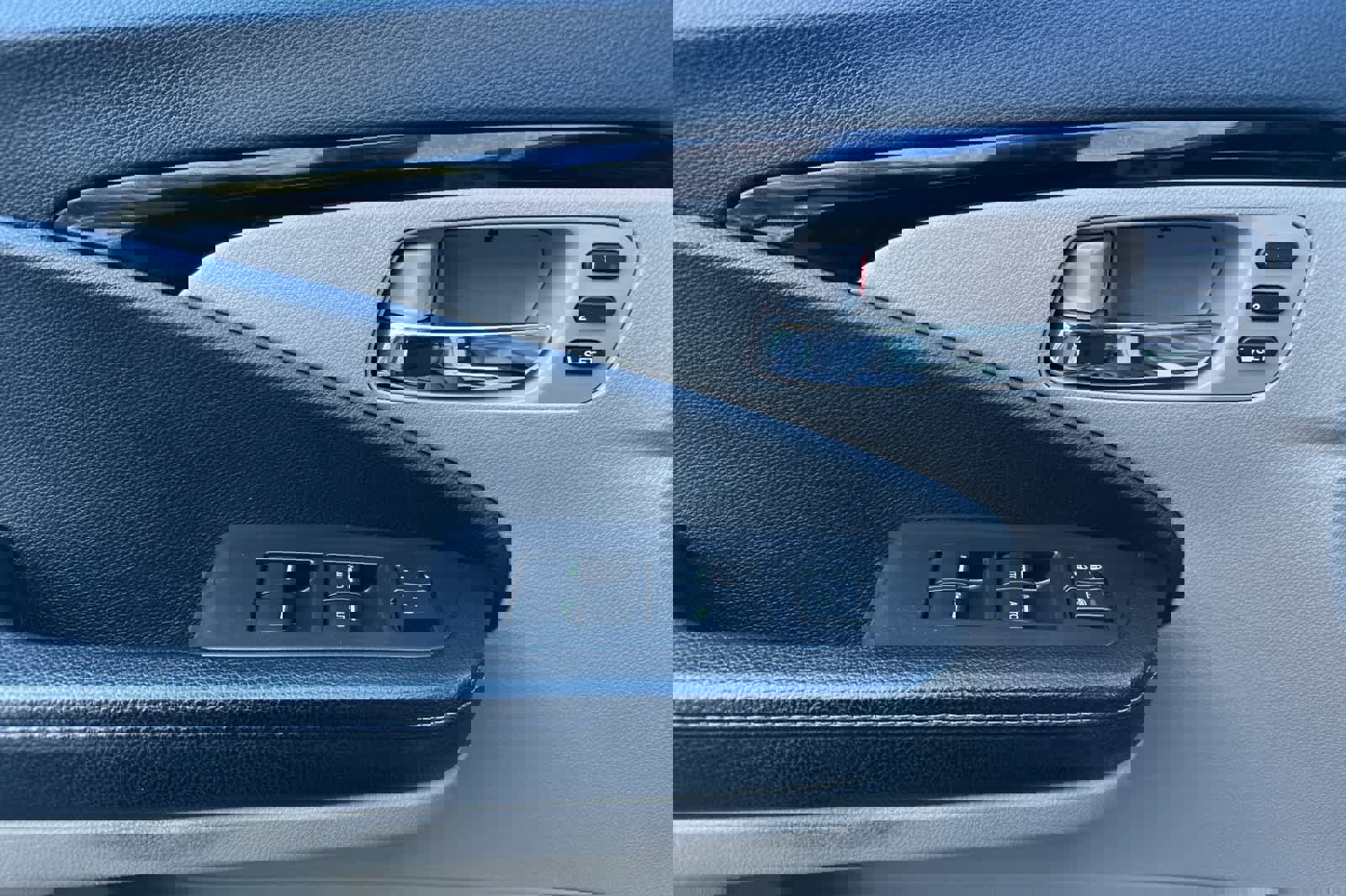 Used 2018 Honda Ridgeline RTL-E image 12